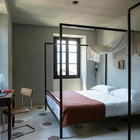Olmo Farm stay *